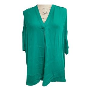 Worthington plus sized v neck blouse